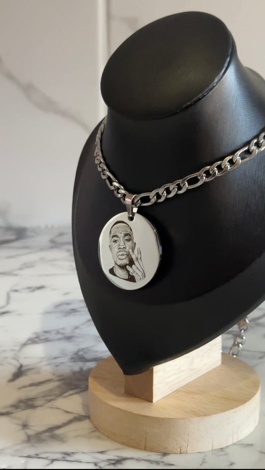 Mega round pendant..