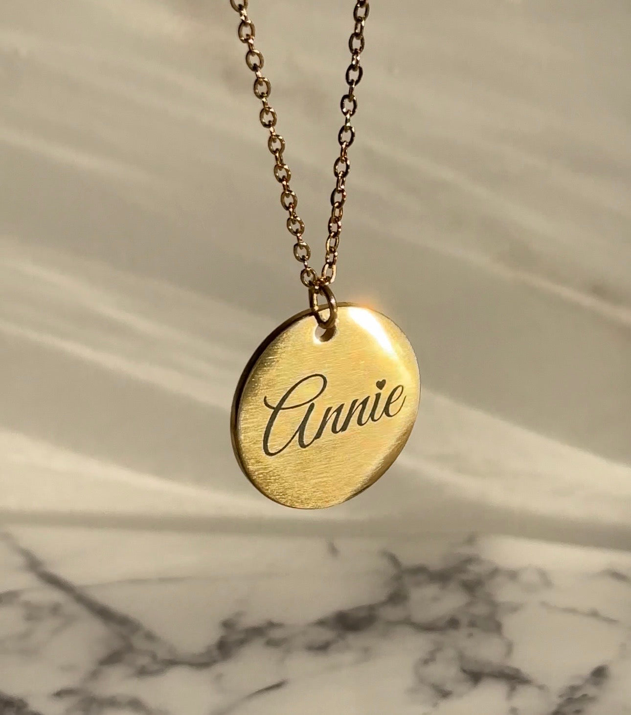 Small round pendant - Max of 2 faces